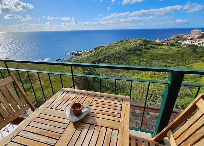 Reis Magos View Apartment Canico (Madeira)